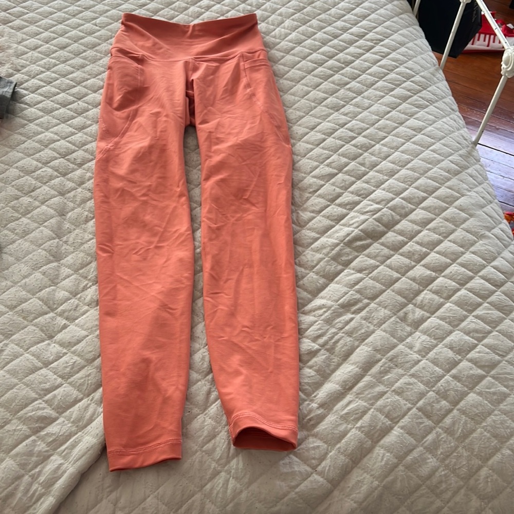 Old navy 7/8 leggings coral color